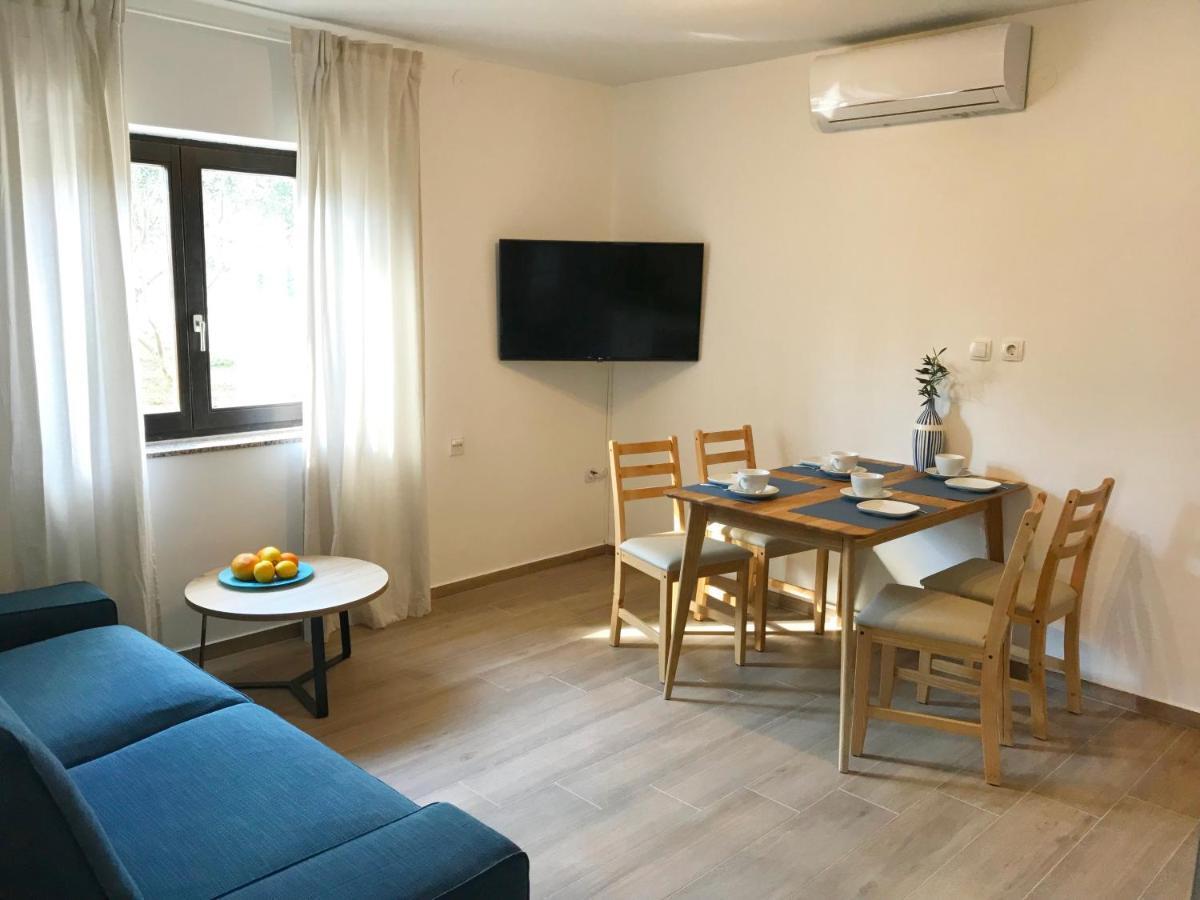Apartmani Lavanda 브르시 외부 사진